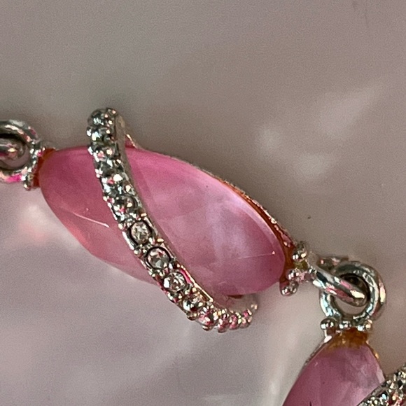Pink bracelet - Picture 3 of 4